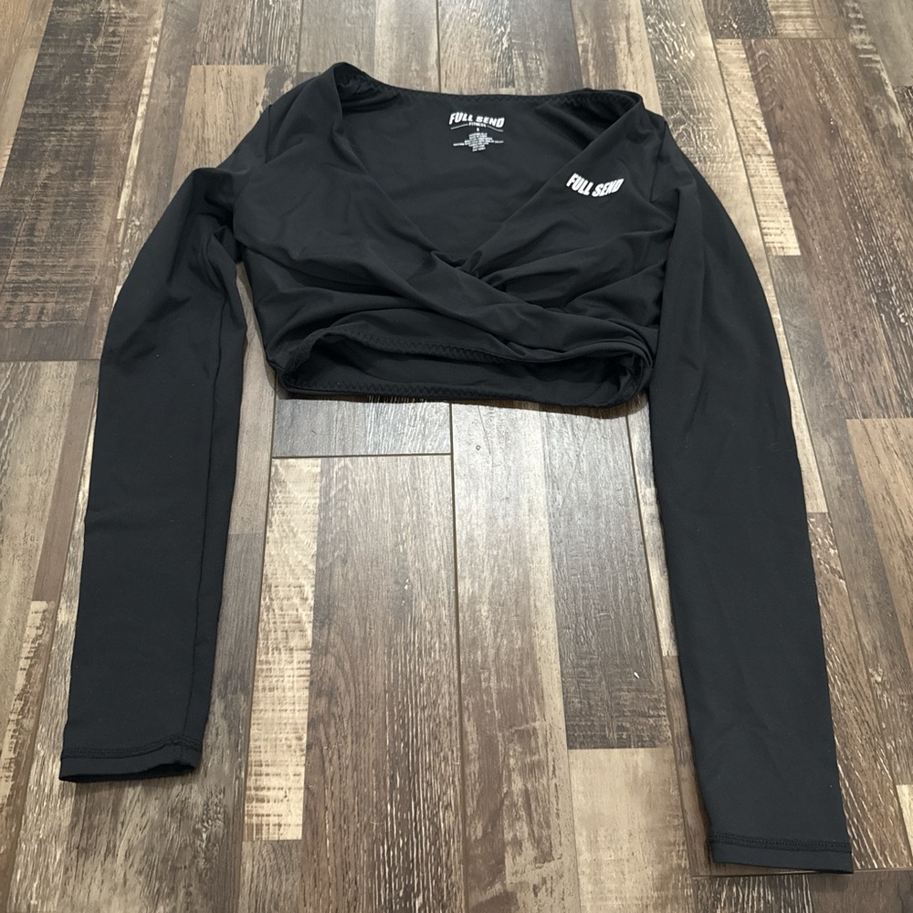 Stylish Black Long Sleeve Crop Top